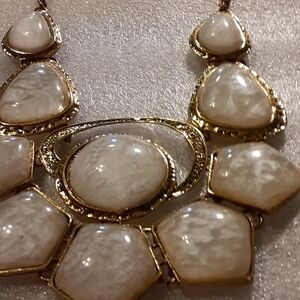 Fashion Necklace with Stud Earrings